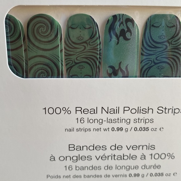 Brand New“ RAISE YOUR SPIRITS” Color Street Nail Polish Strips. - Picture 2 of 3